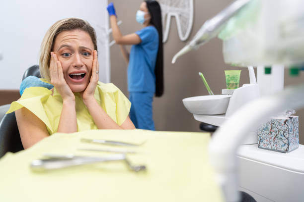 Best Emergency Broken Tooth Repair in Tice, FL